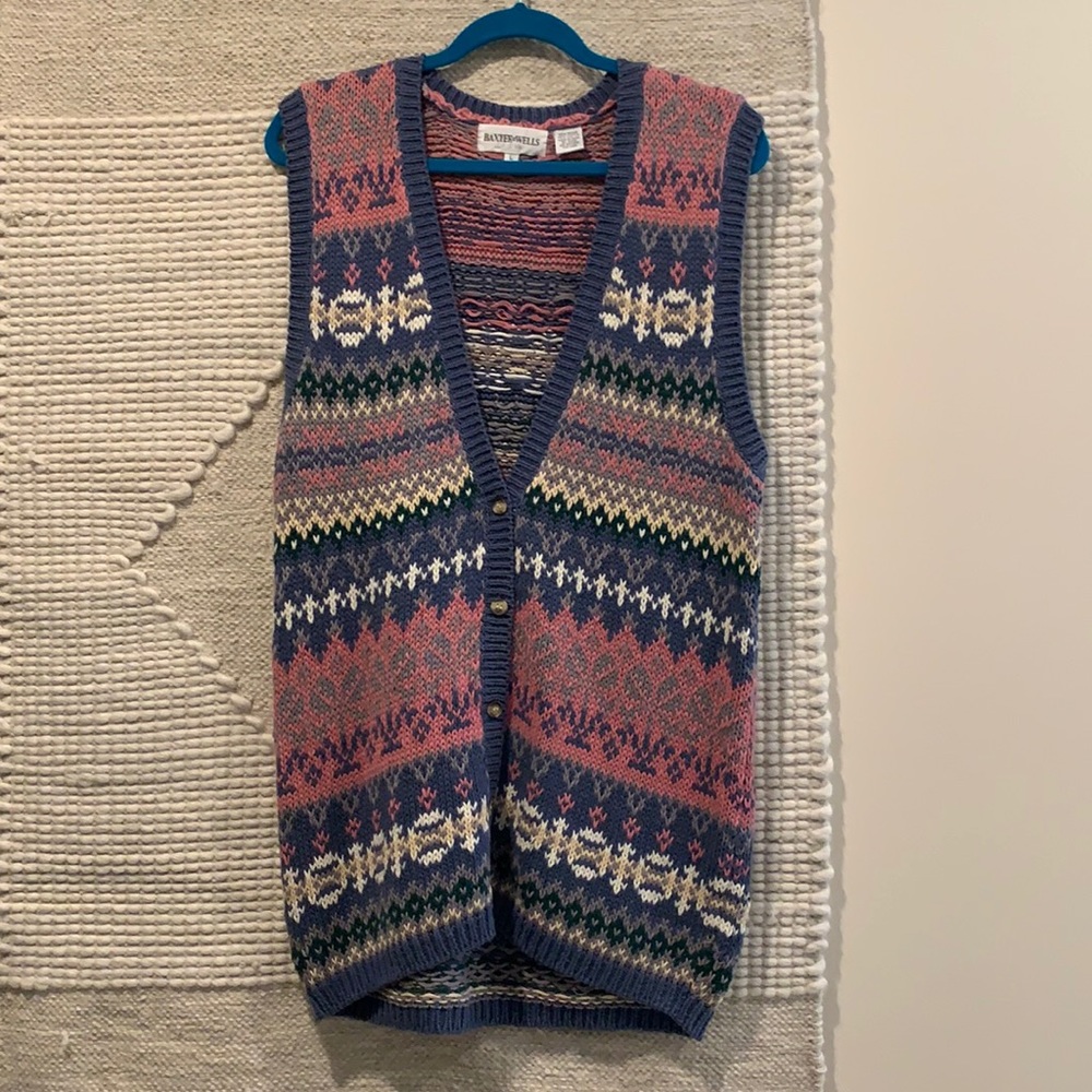 Multicolored knitted vest